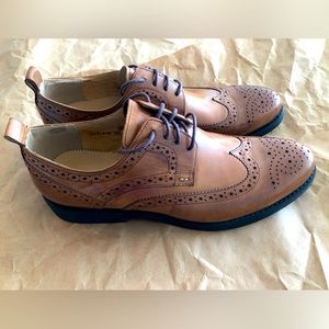 BROWN LEATHER DRESS SHOES